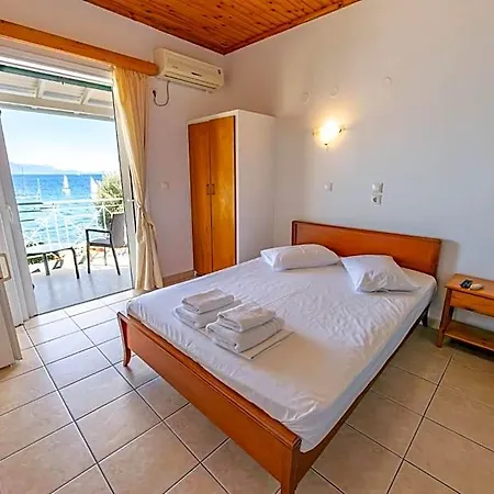Апартамент Nikiana Beach