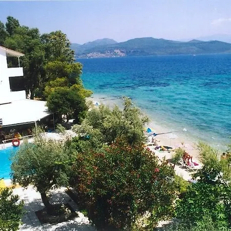 Апартамент Nikiana Beach *