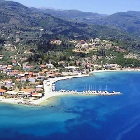 Апартамент Nikiana Beach *